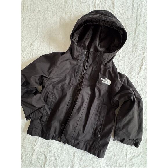 The North Face Toddler Rain Jacket  2T - Picture 1 of 6